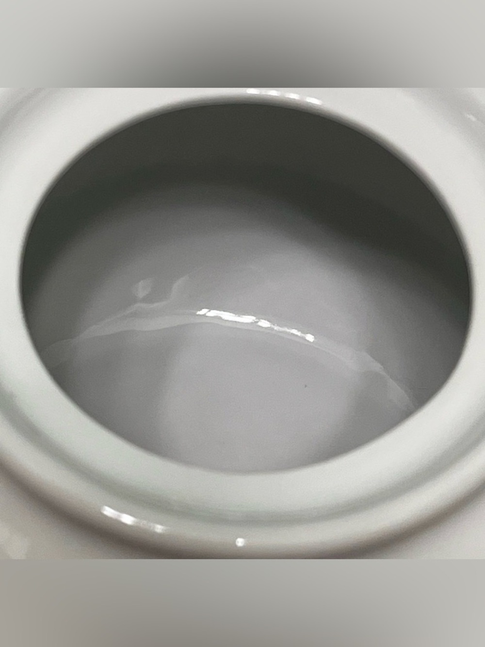 White Ceramic Teapot - Picture 8 of 12